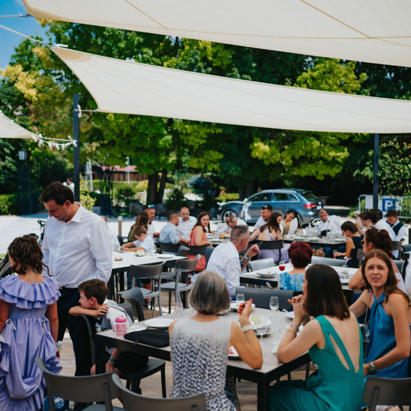 La nostra Location è composta dalla Veranda sul Giardino 200mq - Matrimoni Treviso Ristorante Le Querce